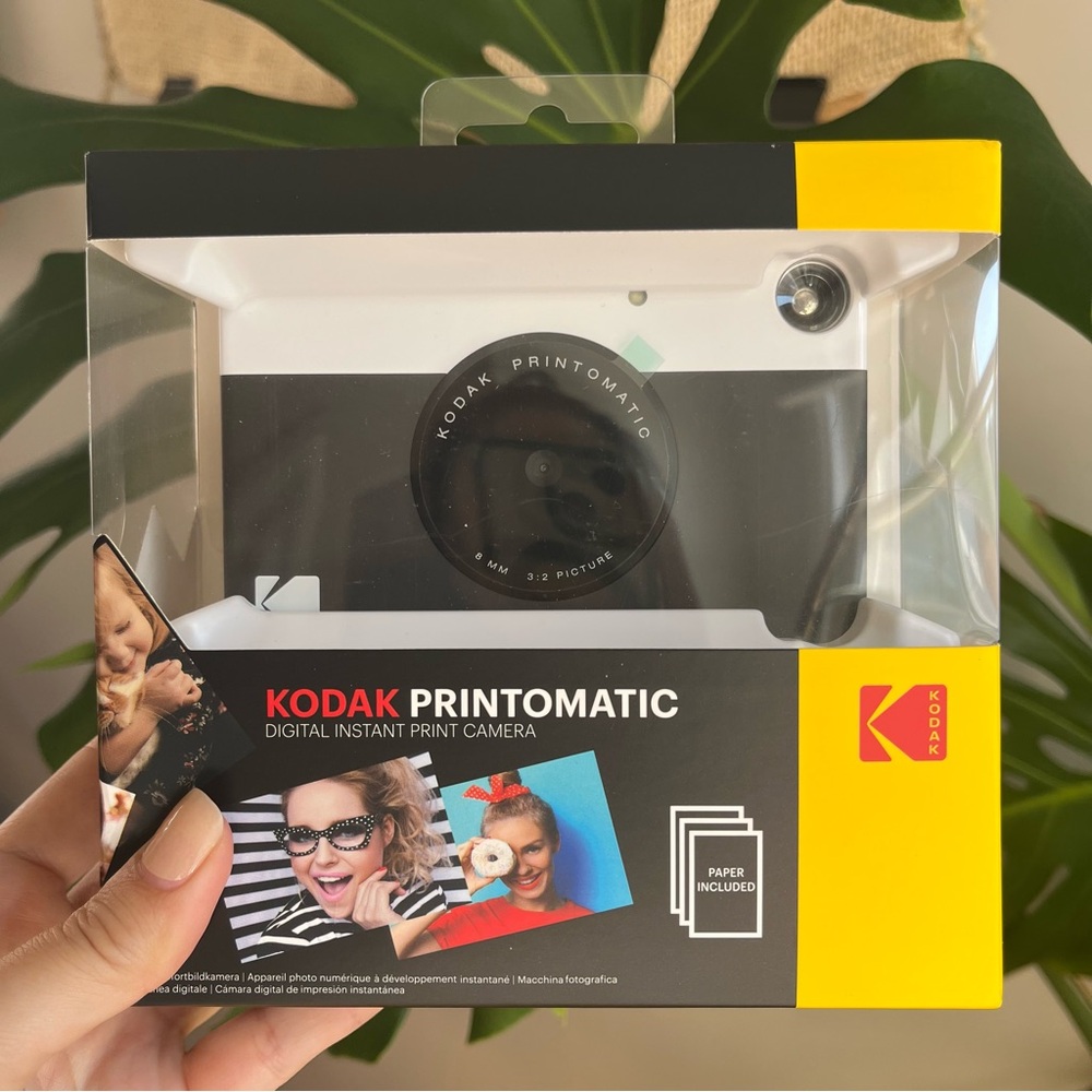 Kodak Printomatic Instant Print Camera - Black